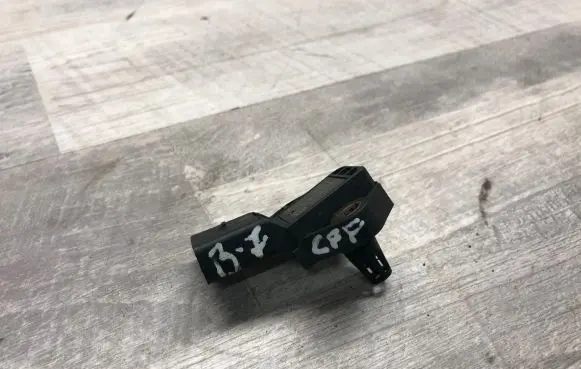Volkswagen PASSAT B7 Air pressure sensor 03G906051E 0281002977 130920T215138F