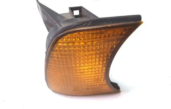 BMW 5 E34 Front indicator light 1384034155042