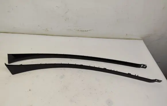 Jaguar XJ X351 Dashboard glove box trim AW93045N60 AW93045N61