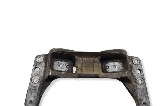 BMW 6 E63 E64 Gearbox mounting bracket 6761102 22316761102