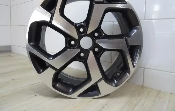 KIA Sportage R18 alloy rim 52910F1250