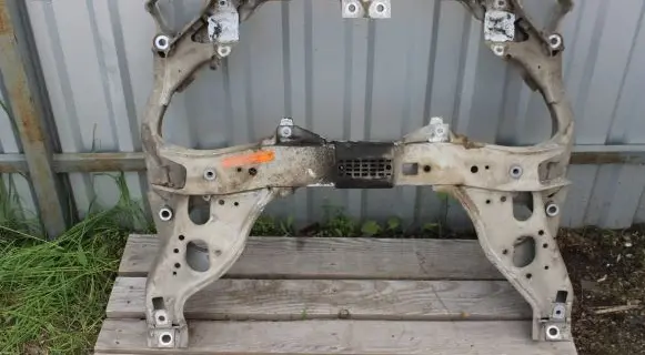 BMW 1 E82 E88 Front subframe 4608743 460874344