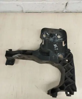 Renault Scenic II - Grand scenic II Front bumper mounting bracket 8200137495 43194