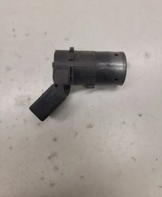 Audi A6 S6 C5 4B Parking PDC sensor 4B0919275B