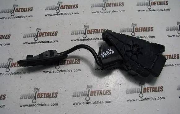 Toyota Prius (XW20) Accelerator throttle pedal 7812047040