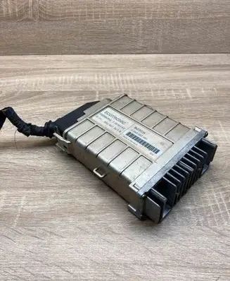 Volkswagen Golf II Engine control unit/module ECU 893907383B 0285007061 USED