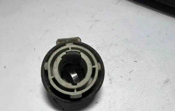 Headlight part