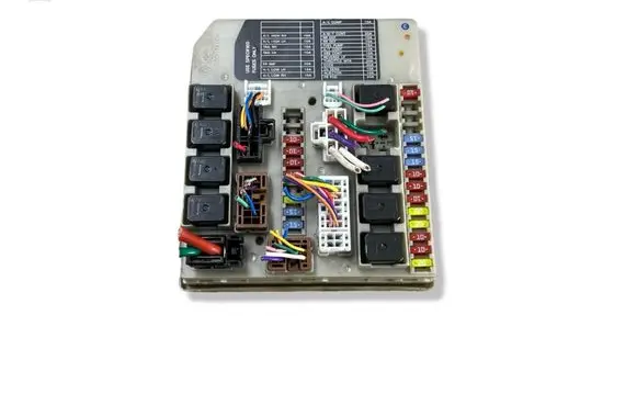 Nissan Note (E11) Fuse module 284B7AX62A