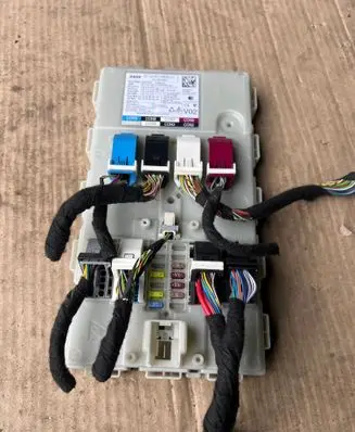BMW 5 G30 G31 G38 Comfort/convenience module 8715805 A2C16554604