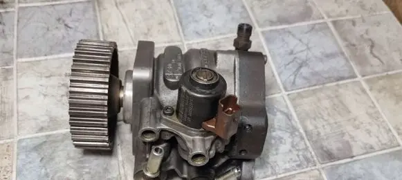 Suzuki Liana Fuel injection high pressure pump 9652615680 R9042Z023A 9307Z509B