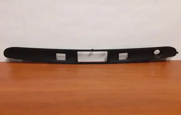Mercedes-Benz SL R231 Tailgate trim 4642 A2317500093