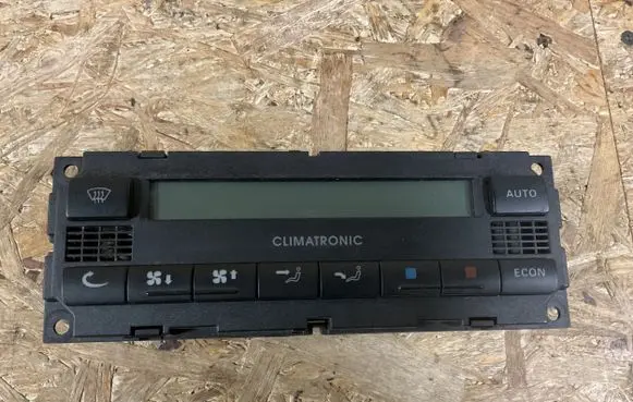 Skoda Octavia Mk1 (1U) Climate control unit 9341706004