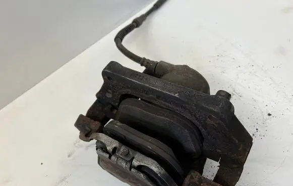 BMW X5 E70 Front brake caliper 6030