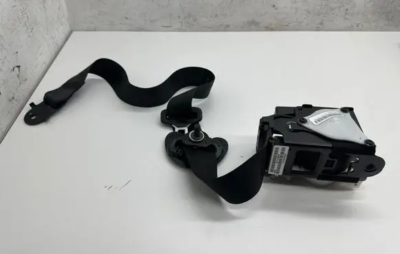 BMW X6 E71 Front seatbelt S2717196809Y 11B1293P0343X 11B1293Y0343X