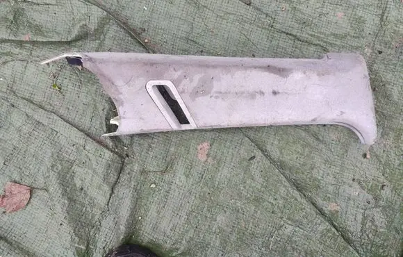 (A) pillar trim