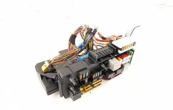 Mercedes-Benz E W212 Fuse box set 2129001406 2129004022