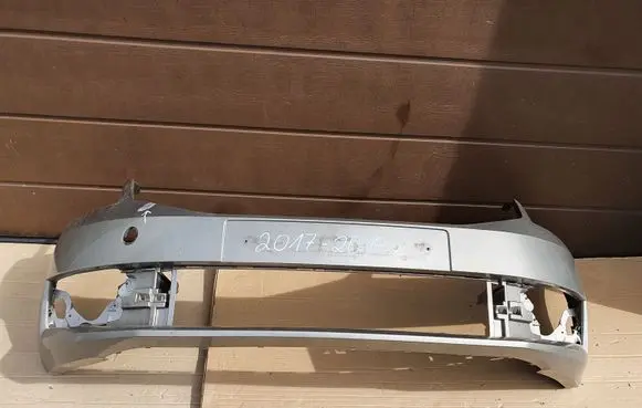 Skoda Octavia Mk3 (5E) Front bumper 5E0807221N