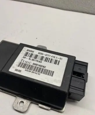 BMW 7 E65 E66 Steering rack control module 32306771415