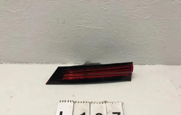 Volvo S90, V90 Rear/tail lights 32228340