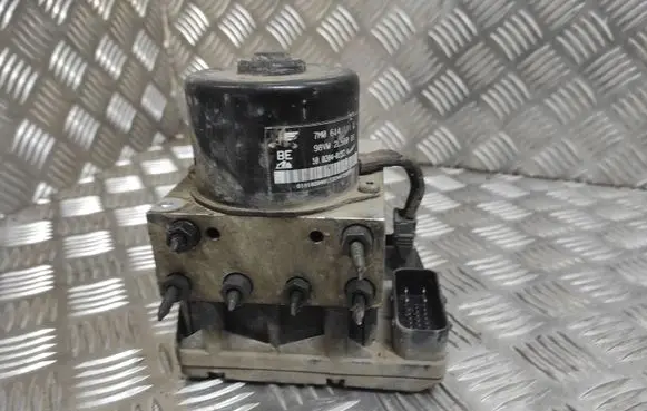 Volkswagen Sharan ABS Pump 1J0907379E 7M0614111Q