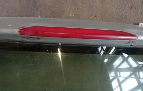 Volkswagen Polo IV 9N3 Third/center stoplight