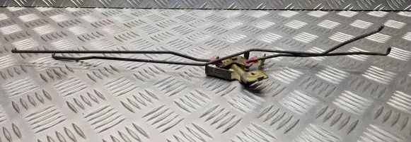 Nissan King Cab, Navara Front door cable line 