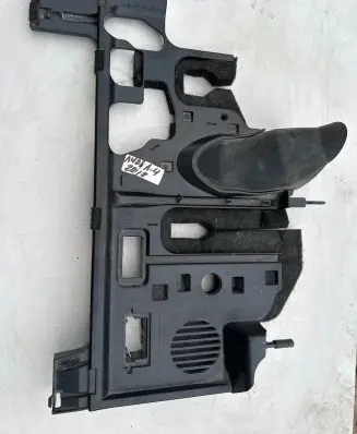Audi A4 S4 B9 8W Other interior part 8W1863083E 2402171240 T110723