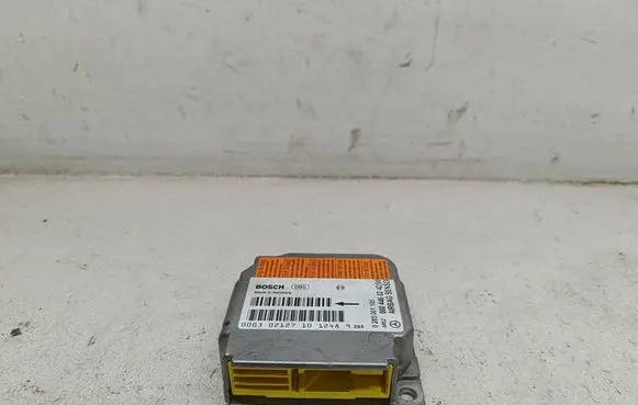 Mercedes-Benz Sprinter W901 W902 W903 W904 Airbag control unit/module 0285001105 0004460242