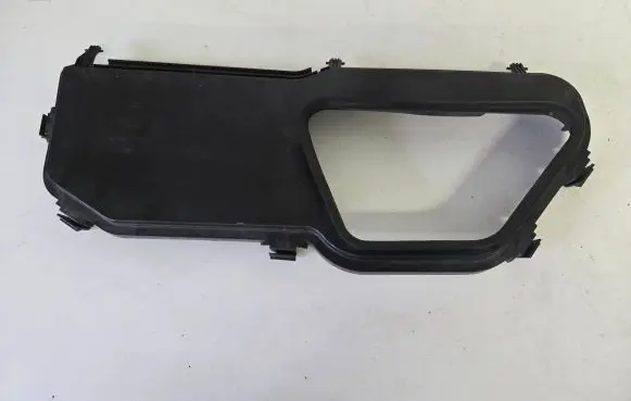 Audi Q7 4M Other engine bay part 4M1815389