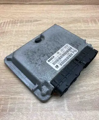 Opel Astra G Engine control unit/module ECU 24417167 0281010267