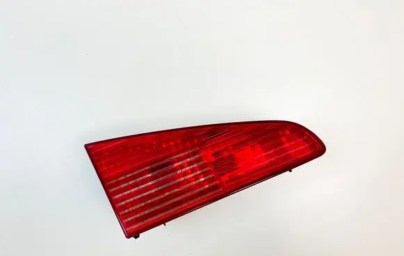 Peugeot 607 Tailgate rear/tail lights 2543G