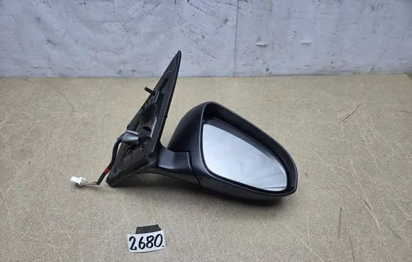 Toyota Auris E180 Front door electric wing mirror E11026983 T0QTA