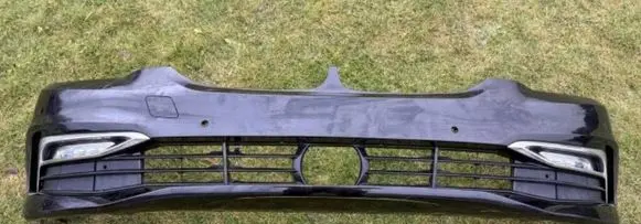 BMW 5 G30 G31 G38 Front bumper 7385336 5L11