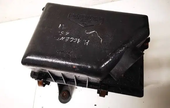 Hyundai Accent Air filter box