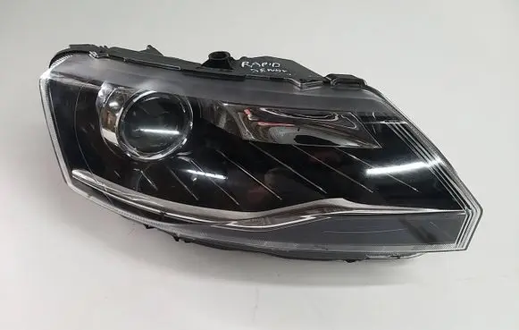 Skoda Rapid (NH) Headlight/headlamp 5JB941016C