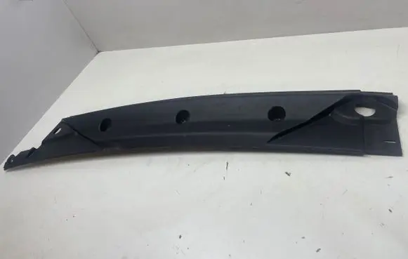 Iveco Daily 6th gen Trim molding 5801951075