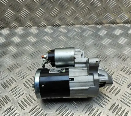 Mazda 3 Starter motor M000T39671 PY0118400