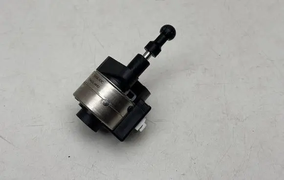 Audi A6 S6 C6 4F Headlight level adjustment motor 16343900 PL35L024Y