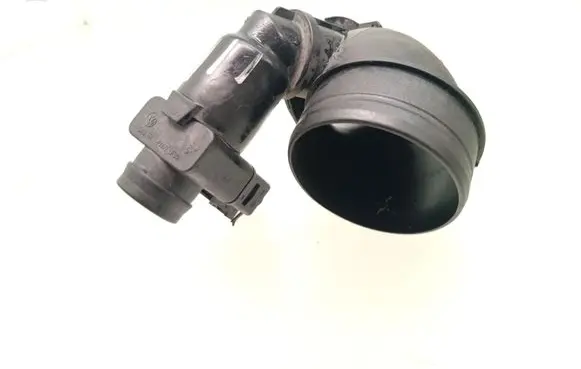 Volkswagen Golf VII Turbo air intake inlet pipe/hose 5Q0129635