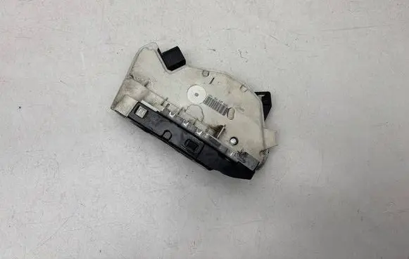 Seat Ibiza IV (6J,6P) Front door lock 5N1837016C