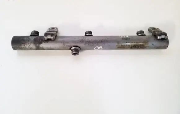 Mercedes-Benz E W211 Fuel main line pipe A6420700695
