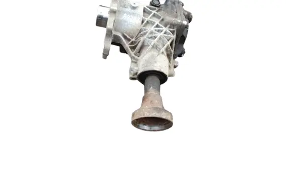 Gearbox transfer box case