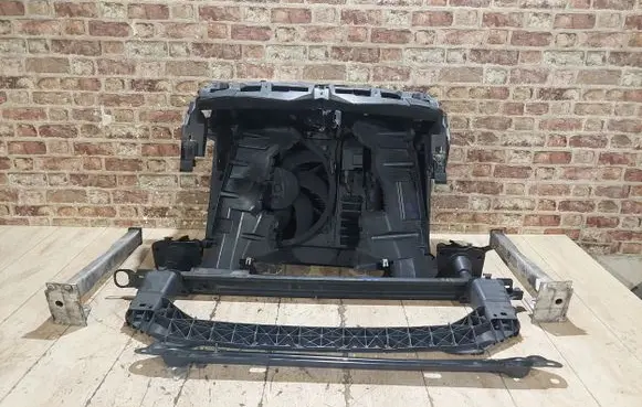 Citroen DS5 Front bodywork piece 