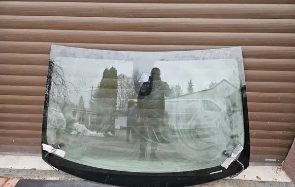 Opel Insignia B Front windscreen/windshield window 