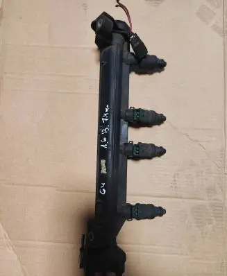 Volkswagen Golf IV Fuel main line pipe 06A133317A