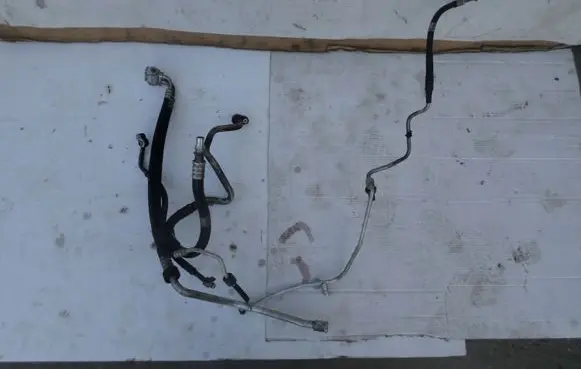 Mercedes-Benz CLS C219 Air conditioning (A/C) pipe/hose