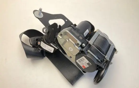 Mercedes-Benz E W238 Front seatbelt 634419300A R234RZ60248