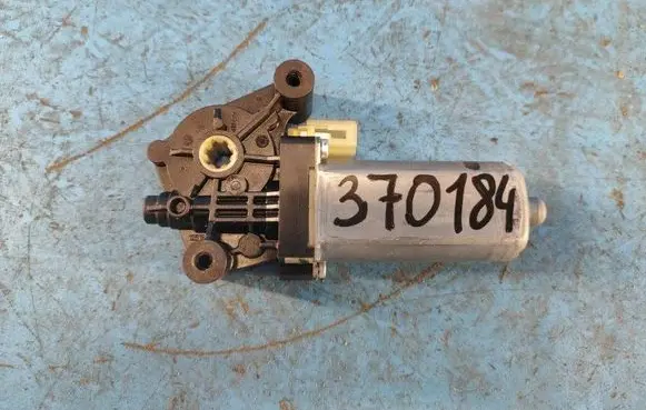 Ford Expedition Seat adjustment motor 6004RA3395