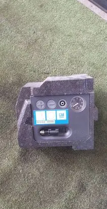 Opel Corsa D Tire air pump compressor 
