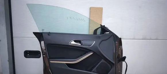 Mercedes-Benz CLA C117 X117 W117 Sliding door card 0005538679 S000572800